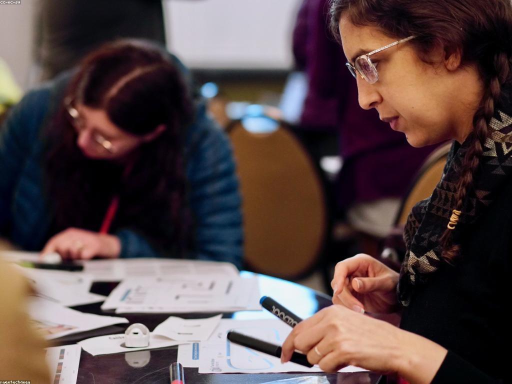 ការបង្ហាញនិងការបង្រៀន: ការបង្កើតបទពិសោធន៍សិក្សាដែលមានប្រសិទ្ធភាព